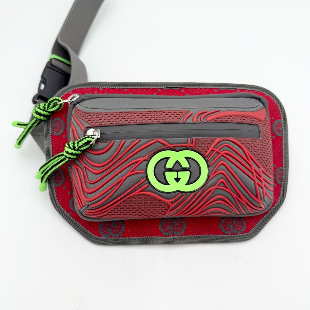 NEW Gucci Nylon Belt Bag - Picture 2 of 10
